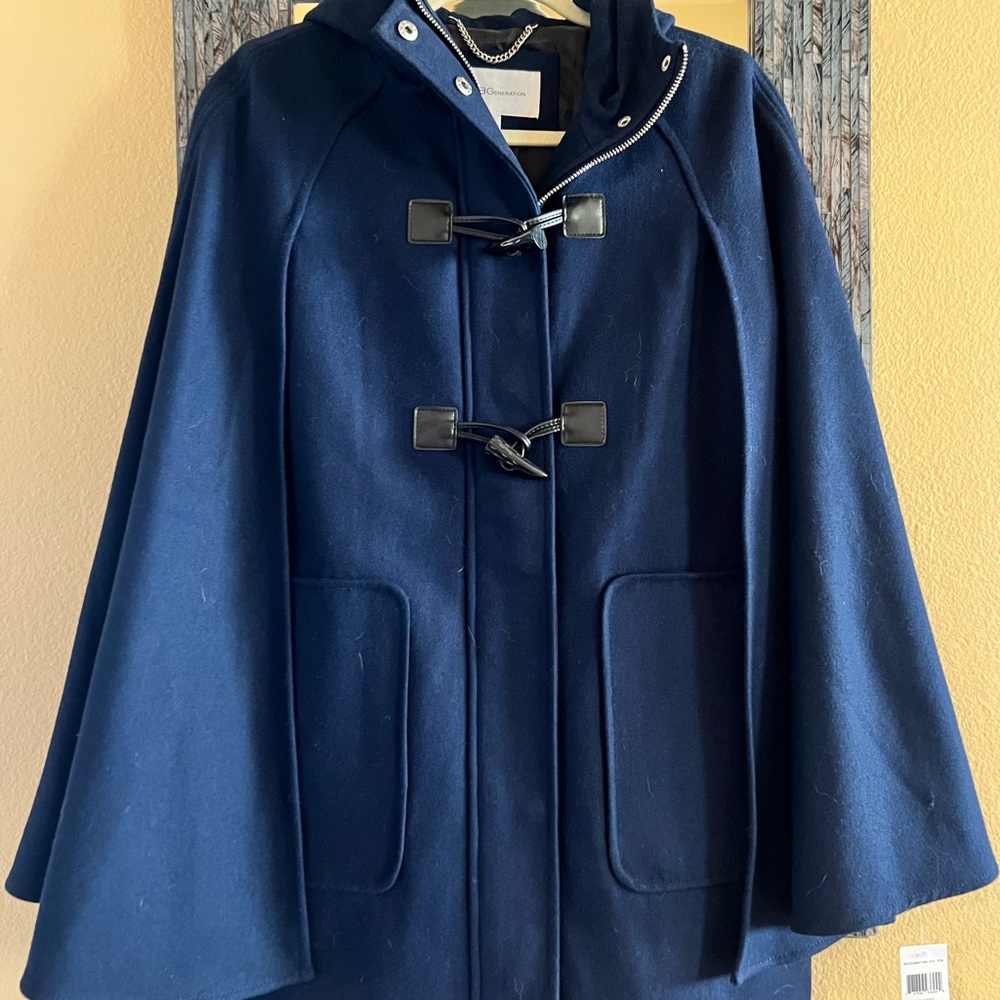 BCBGeneration Toggle Cape SM - Picture 2 of 2